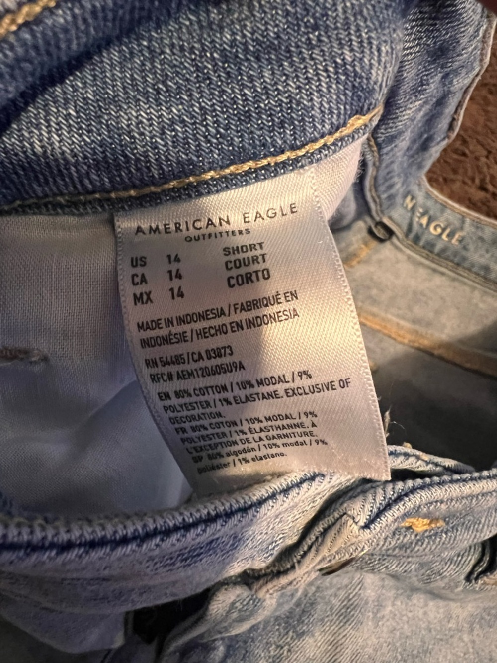 American Eagle Outfitters Light Blue Denim Jeans - Picture 5 of 6